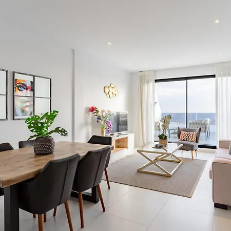 Apartmán Luxury Penthouse With Ocean Views