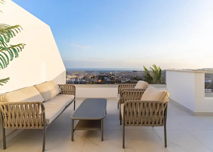 Апартаменты Luxury Penthouse With Ocean Views