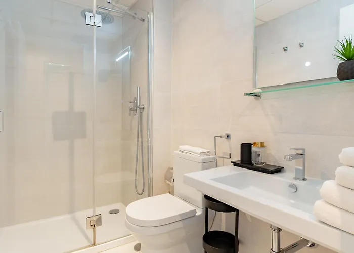 Luxury Penthouse With Ocean Views Apartament