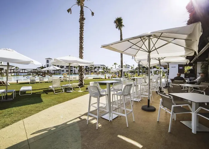 Luxury Penthouse With Ocean Views * Estepona